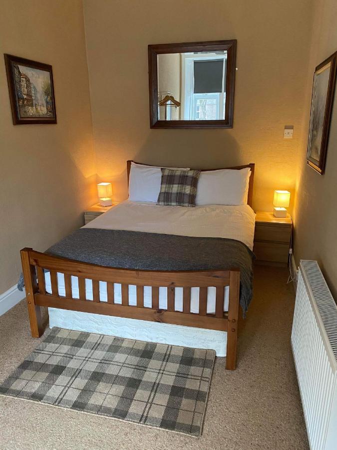 Roy Place Gdn Apartment Campbeltown Buitenkant foto
