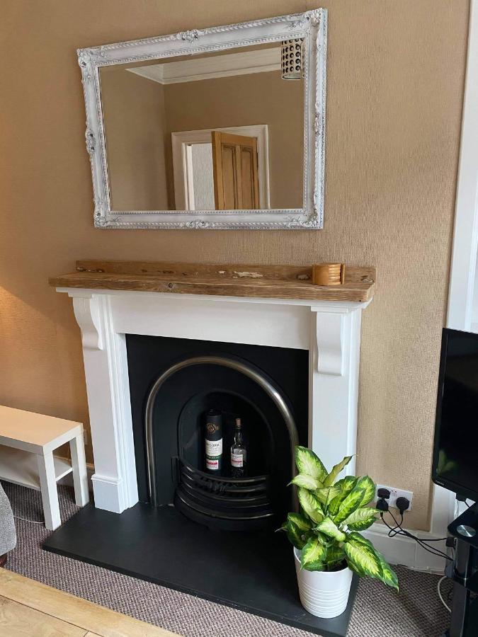 Roy Place Gdn Apartment Campbeltown Buitenkant foto