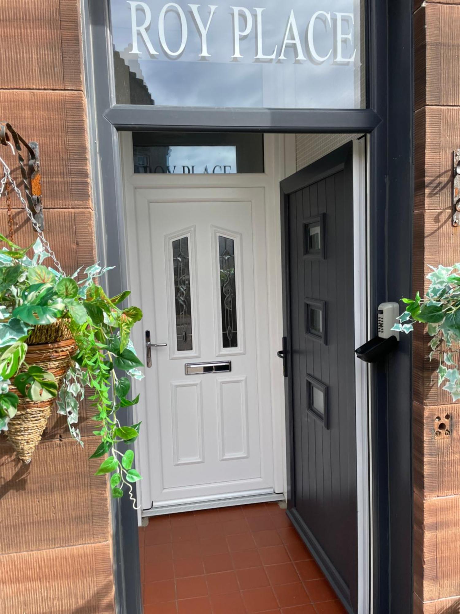 Roy Place Gdn Apartment Campbeltown Buitenkant foto